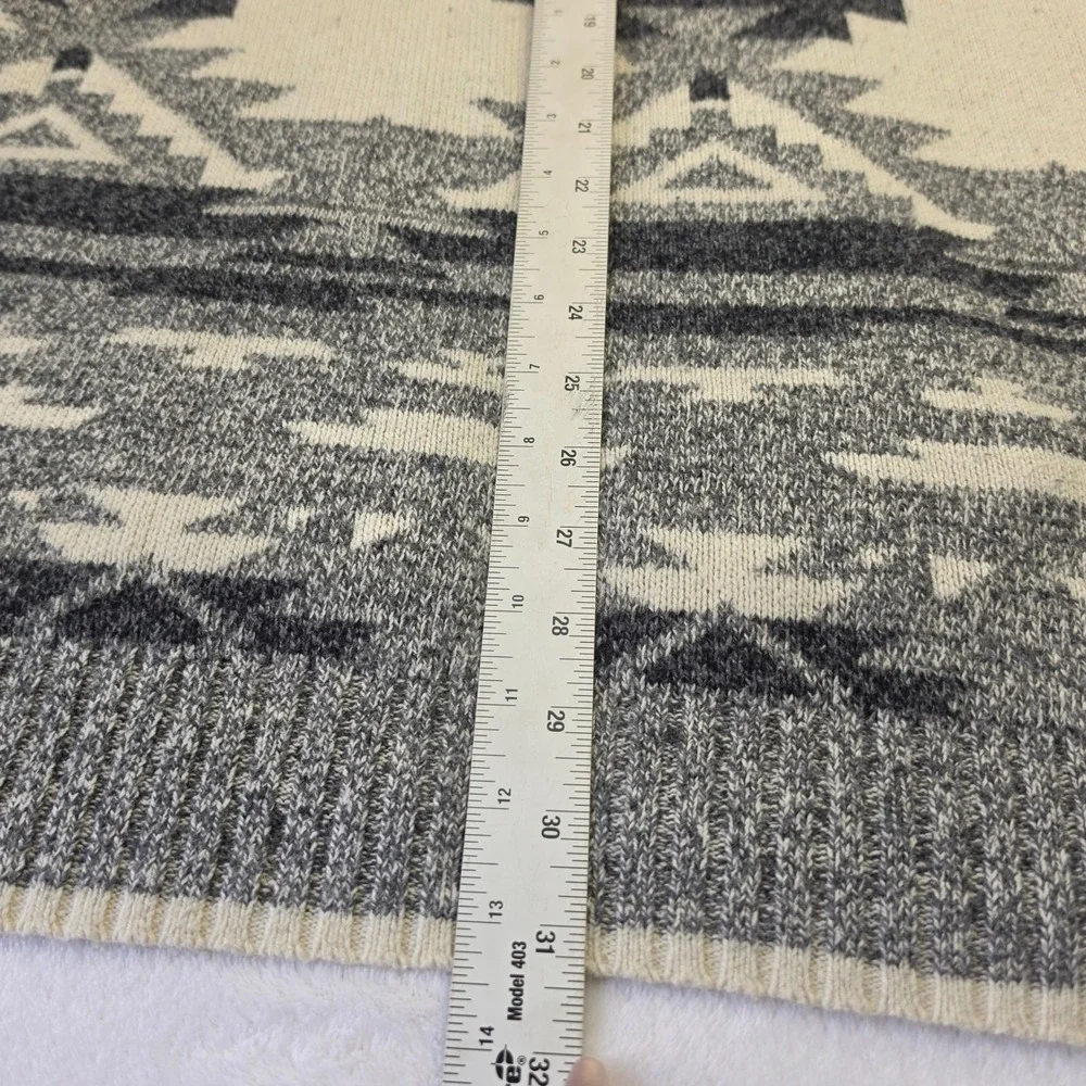 American Eagle Mens LT Southwestern Geometric Hooded Henley Sweater Grey White